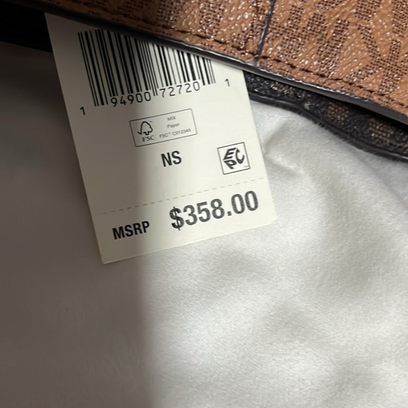 Michael Kors - Picture 3 of 3